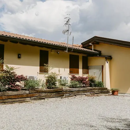 La Casetta Malpensa Alojamento de Acomodação e Pequeno-almoço